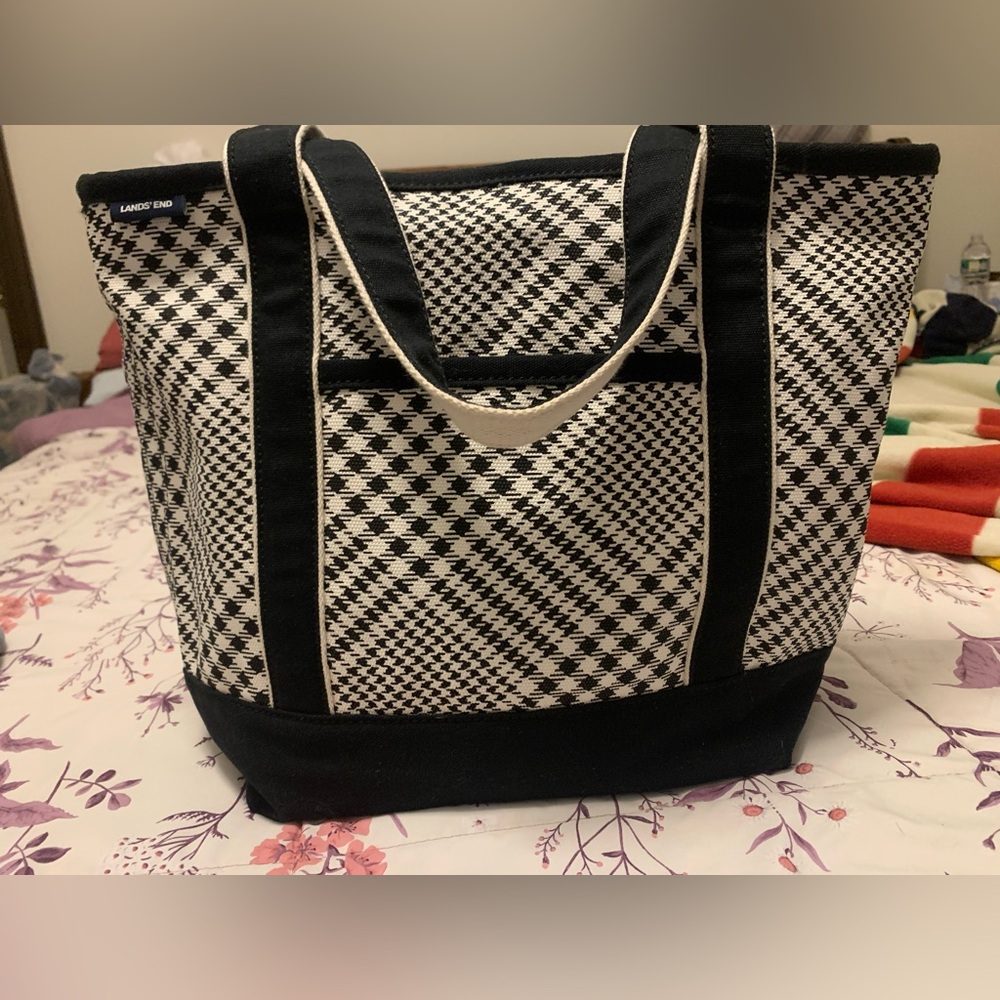 Lands End Tote Black & White Plaid Tote Handbag Carry All with matching pouch